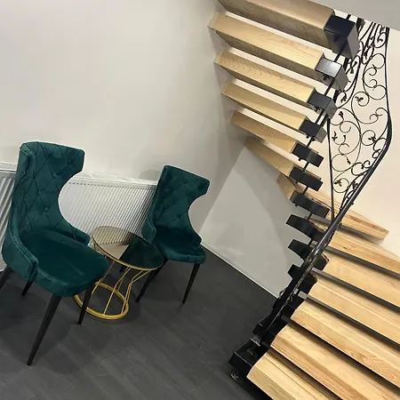 Ξενοδοχείο Lilium & Restaurant
